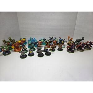 Skylanders Spyro’s Adventure Green Base Figure Lot of 34